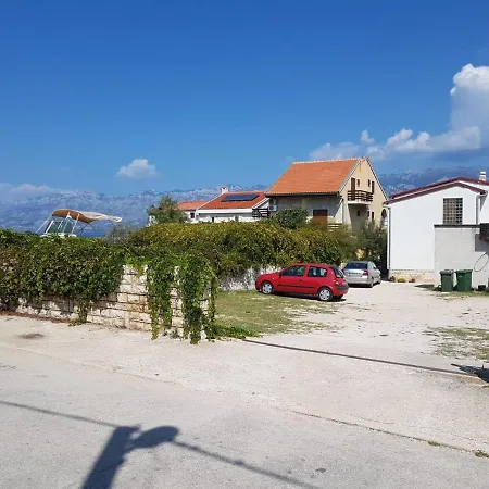 Bule Gasthuis Ražanac