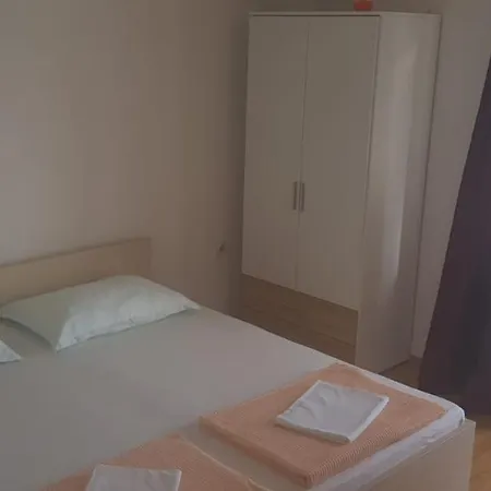 Bule Gasthuis Ražanac